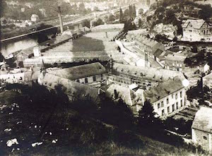 Aperçu de l'abbaye et des usines (vers 1870)
